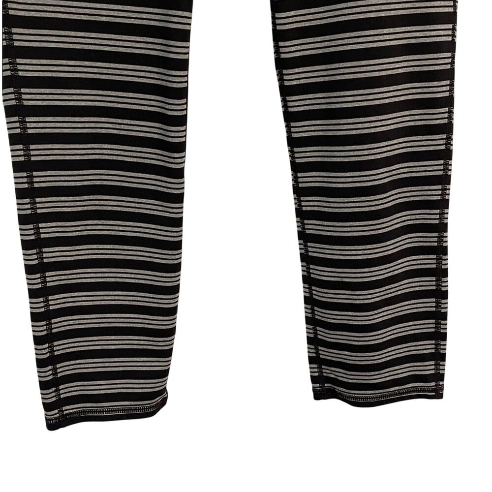 Athleta Chaturanga Striped Capri leggings Black Gray M athleisure yoga workout - Picture 6 of 9